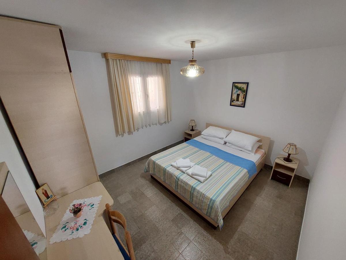 Sunny Side Vala Hotell Budva Eksteriør bilde