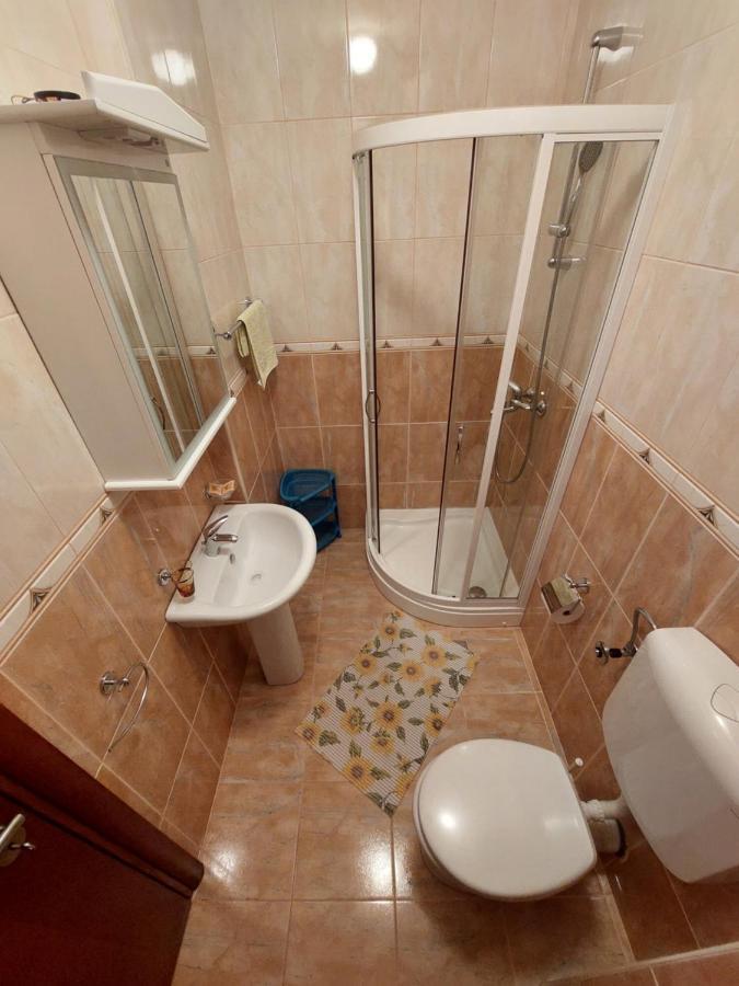 Sunny Side Vala Hotell Budva Eksteriør bilde