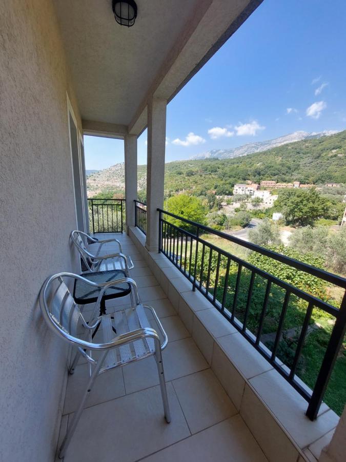 Sunny Side Vala Hotell Budva Eksteriør bilde
